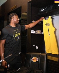 队记：湖人新秀蒂耶罗预计将在九月底训练营开始时参加合练