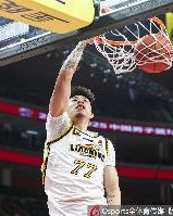 媒体人：张镇麟加盟上海男篮的辽沪大交易预计将在8月29日官宣